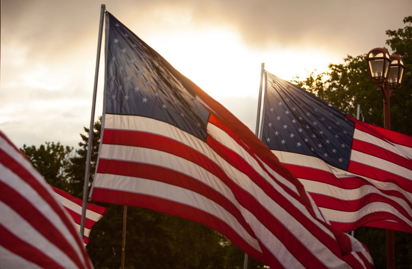 Veterans American Flags